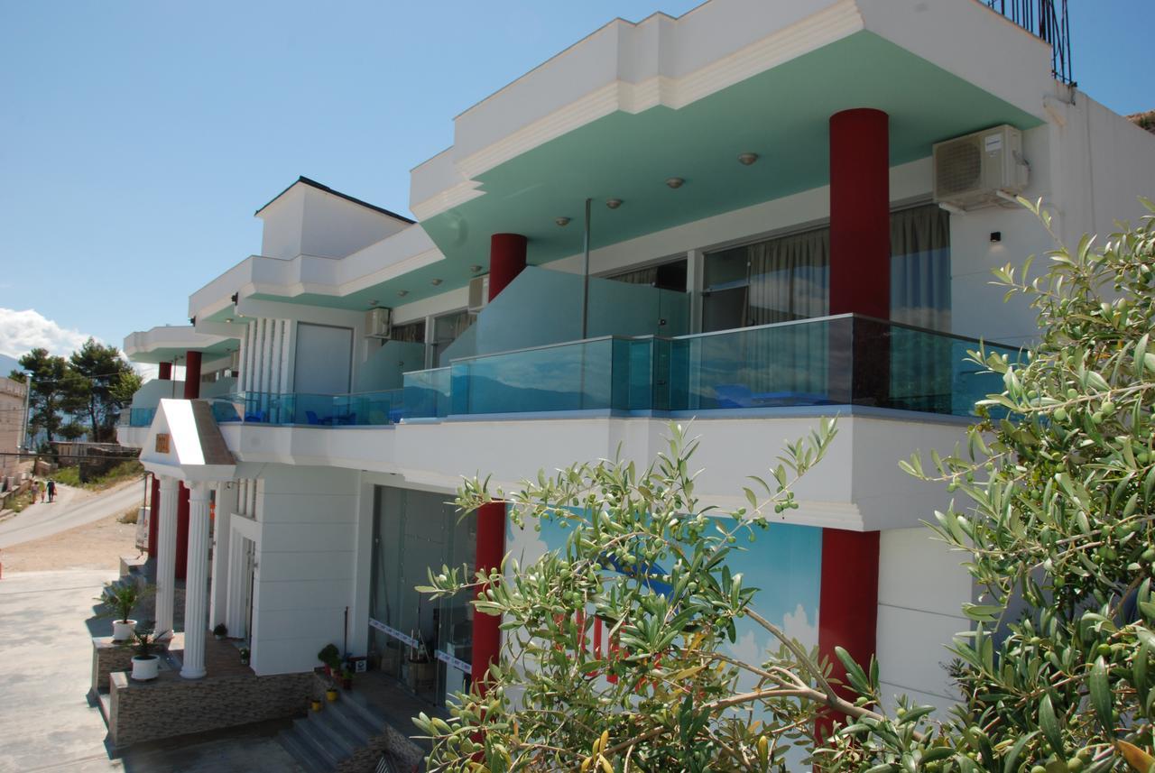 The City Gate Hotel Sarandë Buitenkant foto